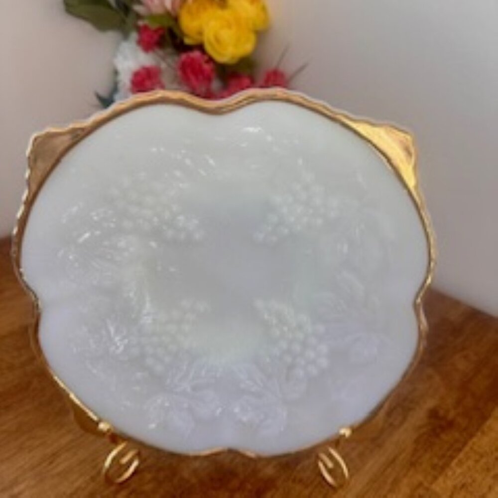 Vintage Anchor Hocking Milk Glass Pedestal Bowl with Raised Grape Cluster and Go